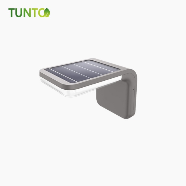 Solar wall light